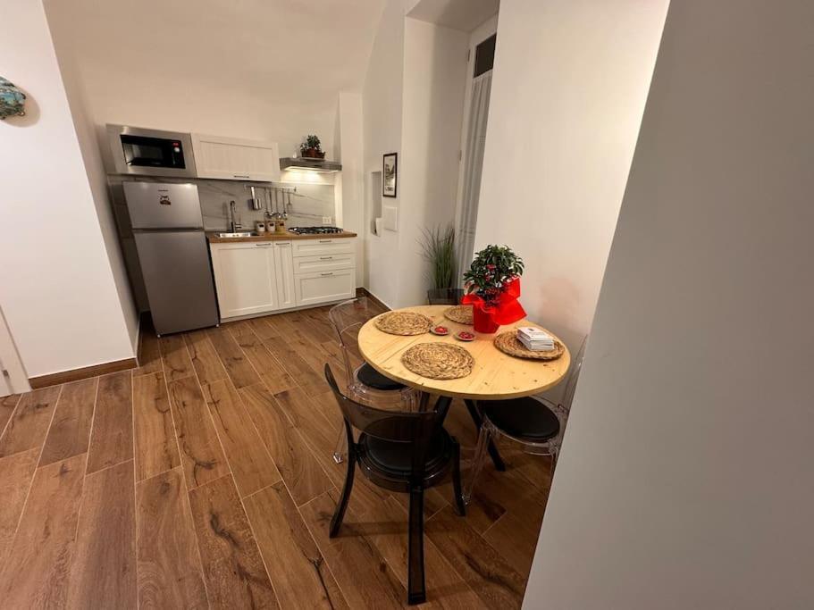 Domus Miraculi: Casa Storica Nel Cuore Di Napoli Extérieur photo