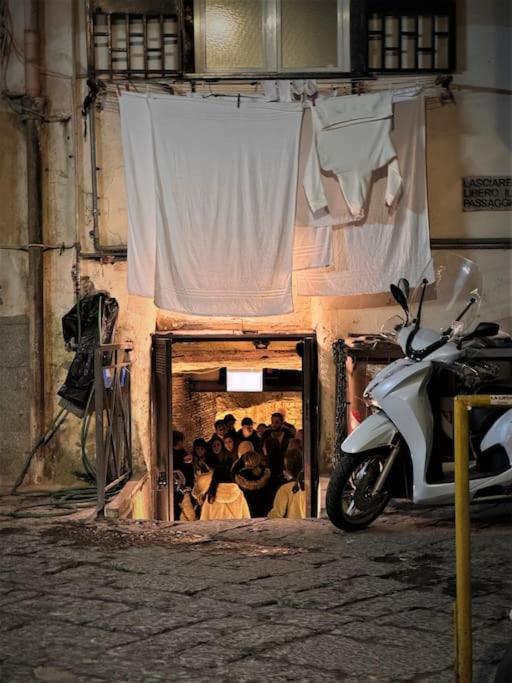 Domus Miraculi: Casa Storica Nel Cuore Di Napoli Extérieur photo